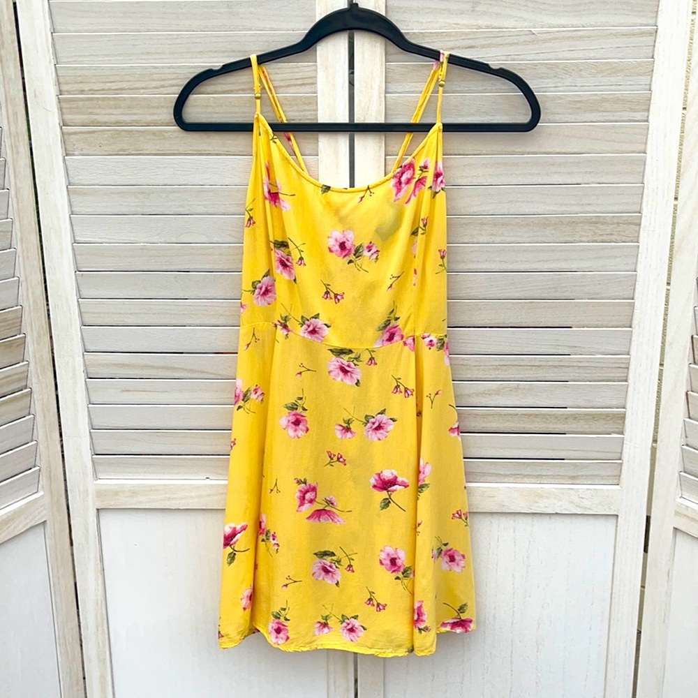 FOREVER 21- YELLOW FLORAL CORSET STYLE MINI DRESS